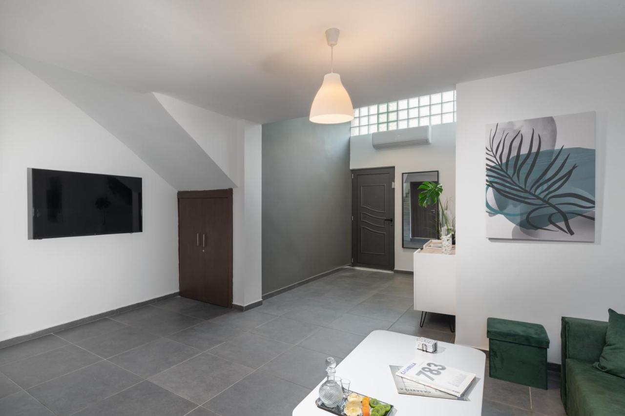 Zen Central Luxury Apartment 이라클리온 외부 사진