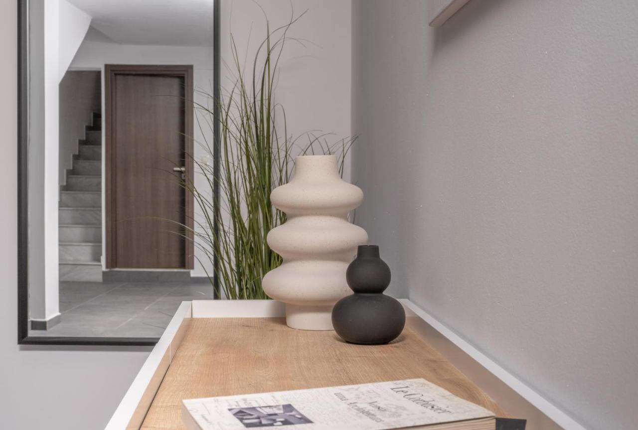 Zen Central Luxury Apartment 이라클리온 외부 사진
